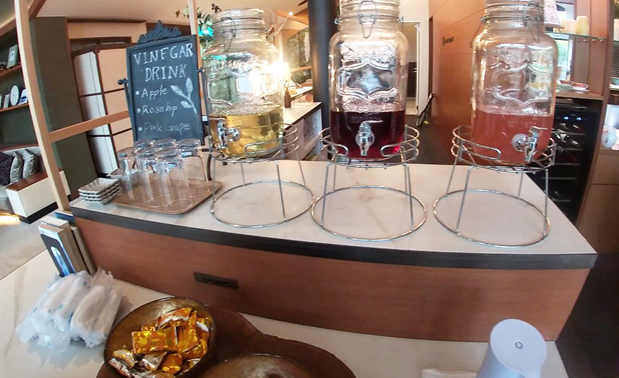 グランエレメント、カフェ9