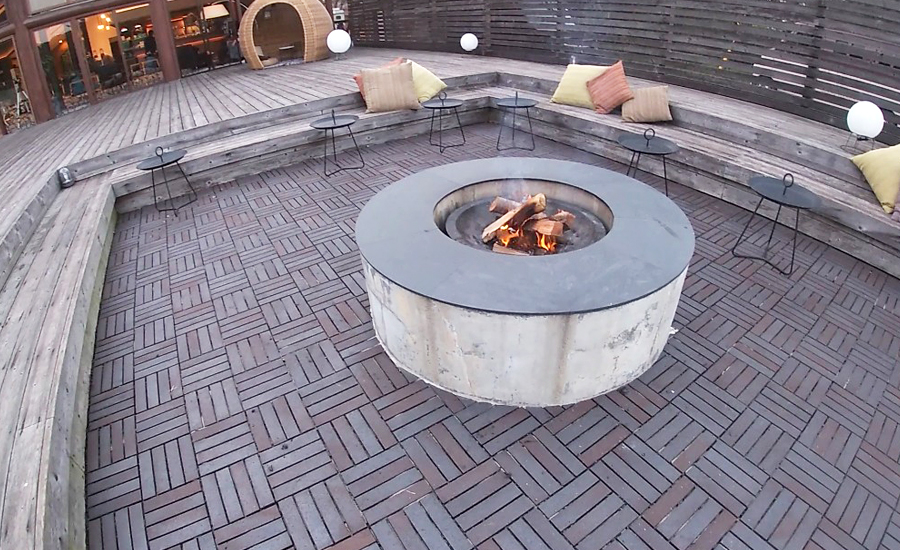 グランエレメント、焚火2