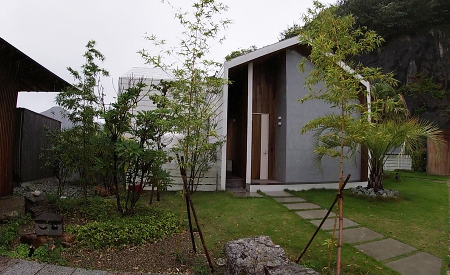 トレーラーハウス以外にも1棟貸しのヴィラもあります2