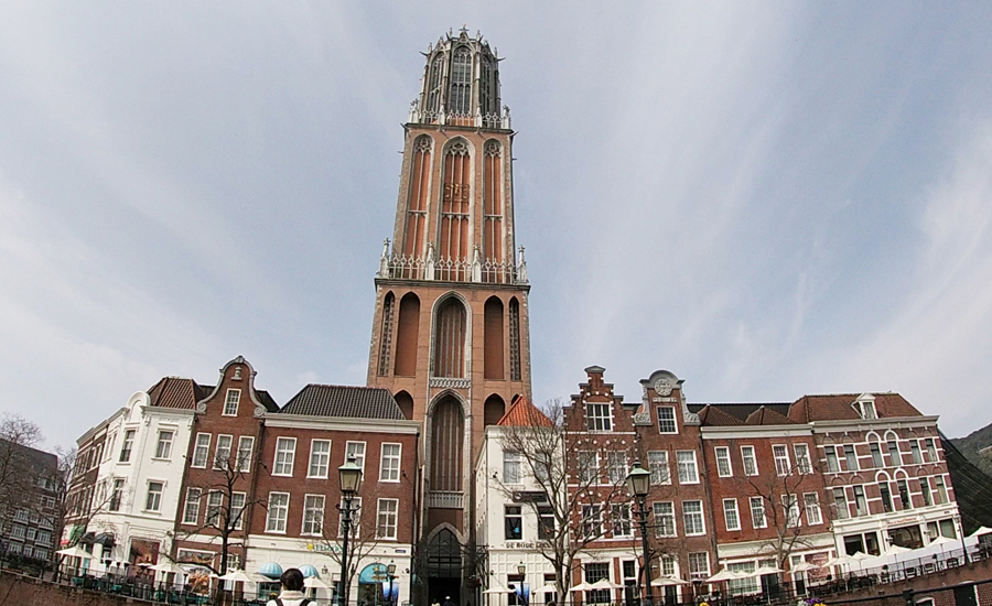 ハウステンボスのシンボルタワー「ドムトールン」がある「タワーシティ」