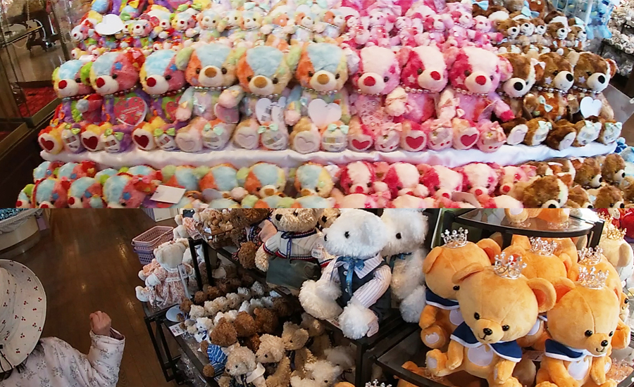 テディベアのショップにも、たくさんの種類のテディベアのぬいぐるみが販売されています