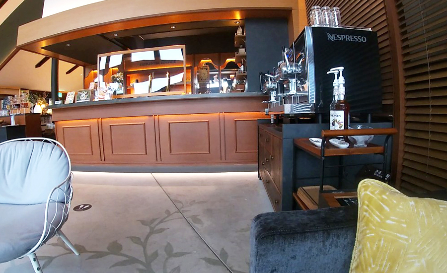 グランエレメント、カフェ6