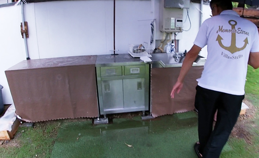 共用の流しや作業台もあります