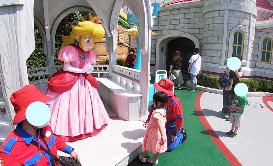 エリアの雰囲気やピーチ姫との写真撮影もすごく楽しかったようです
