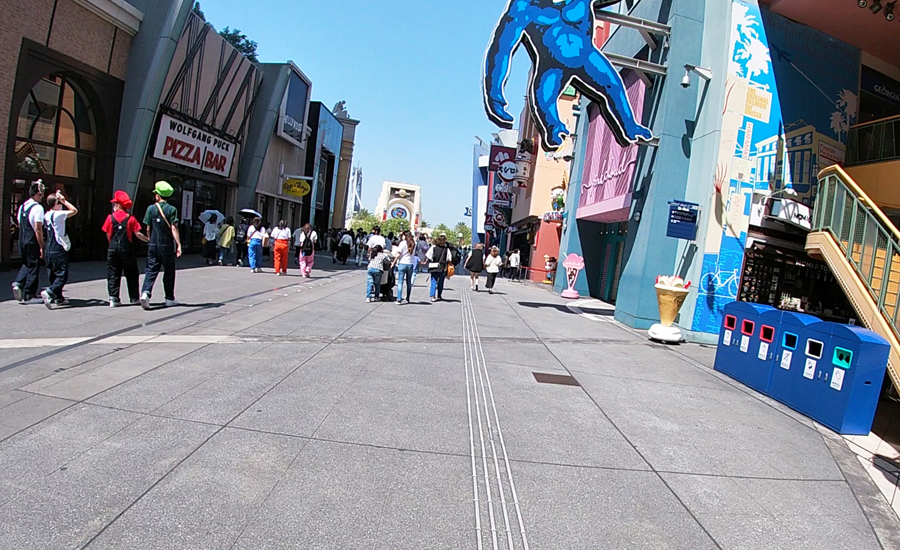 パパは10年ぶり、娘は初めてのUSJ