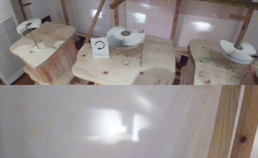 パラパラ漫画のような映写機もありました。