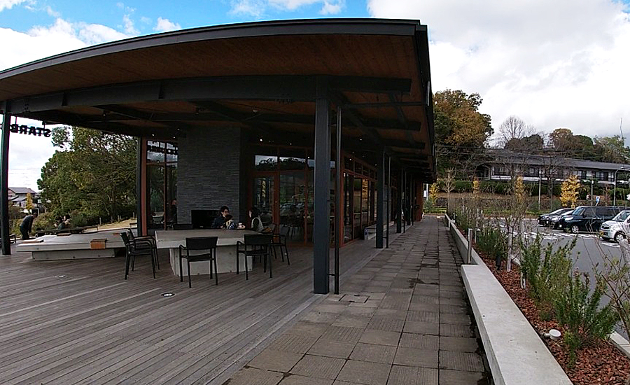 スターバックス奈良鴻池運動公園前店、外観1